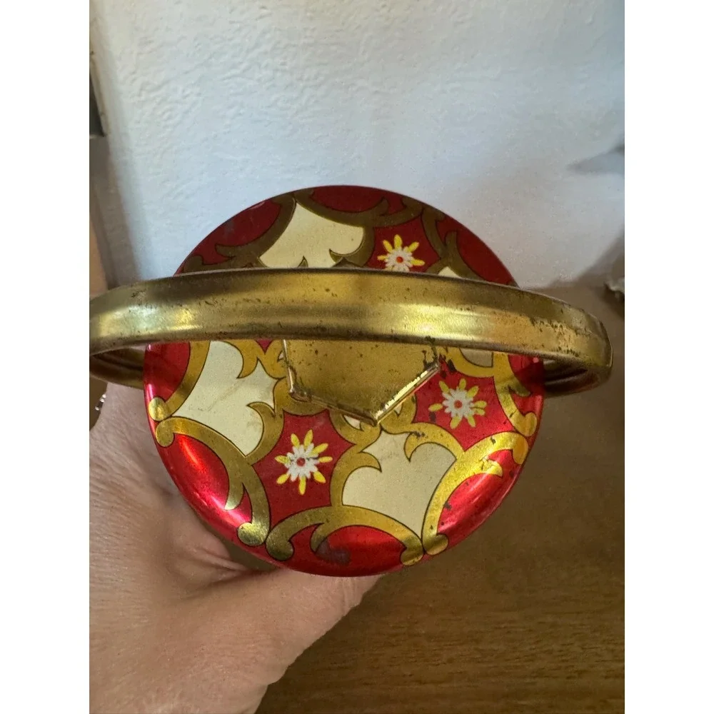 Vintage Murray-Allen Arabia Imported Quality Confections Tin Container‎